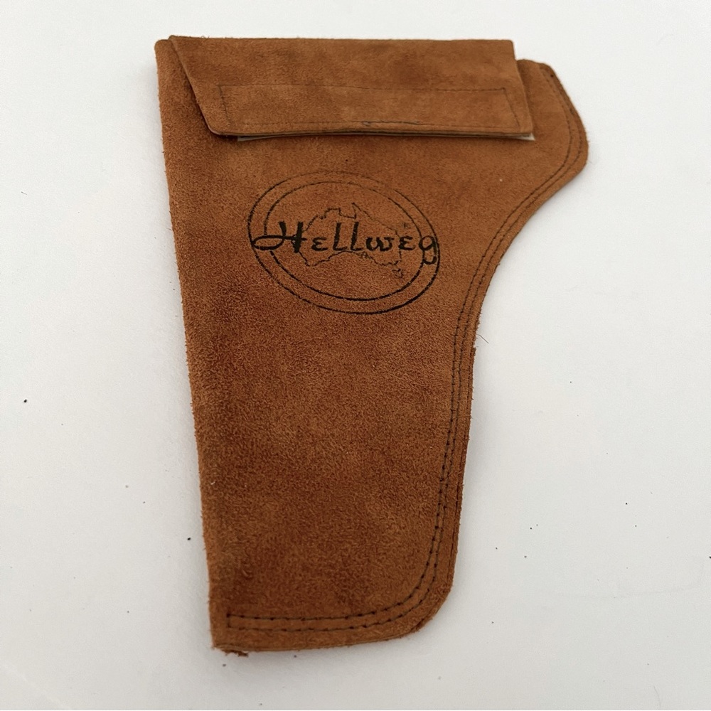 Hellweg Leather Case